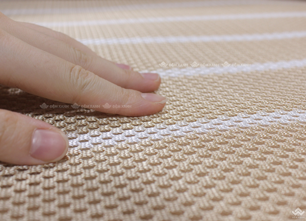 Chiếu điều hòa đa năng Olympia 4D Icool màu kem